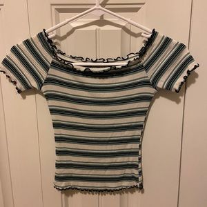 Lot Of Off The Shoulder Shirts !!